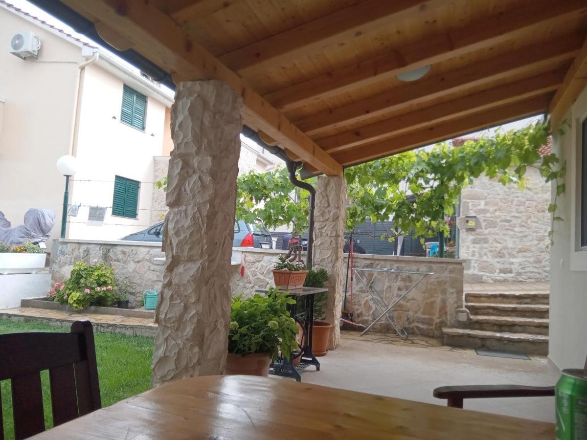 Apartments Janjac Vodice Zewnętrze zdjęcie