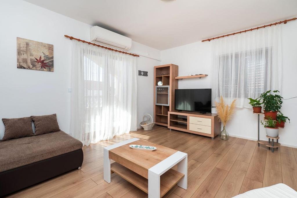 Apartments Janjac Vodice Zewnętrze zdjęcie