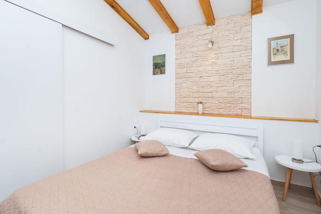 Apartments Janjac Vodice Zewnętrze zdjęcie