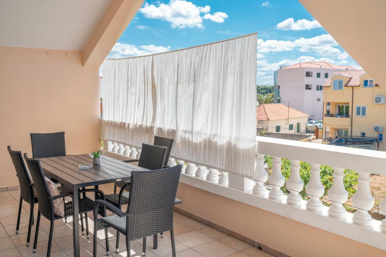 Apartments Janjac Vodice Zewnętrze zdjęcie