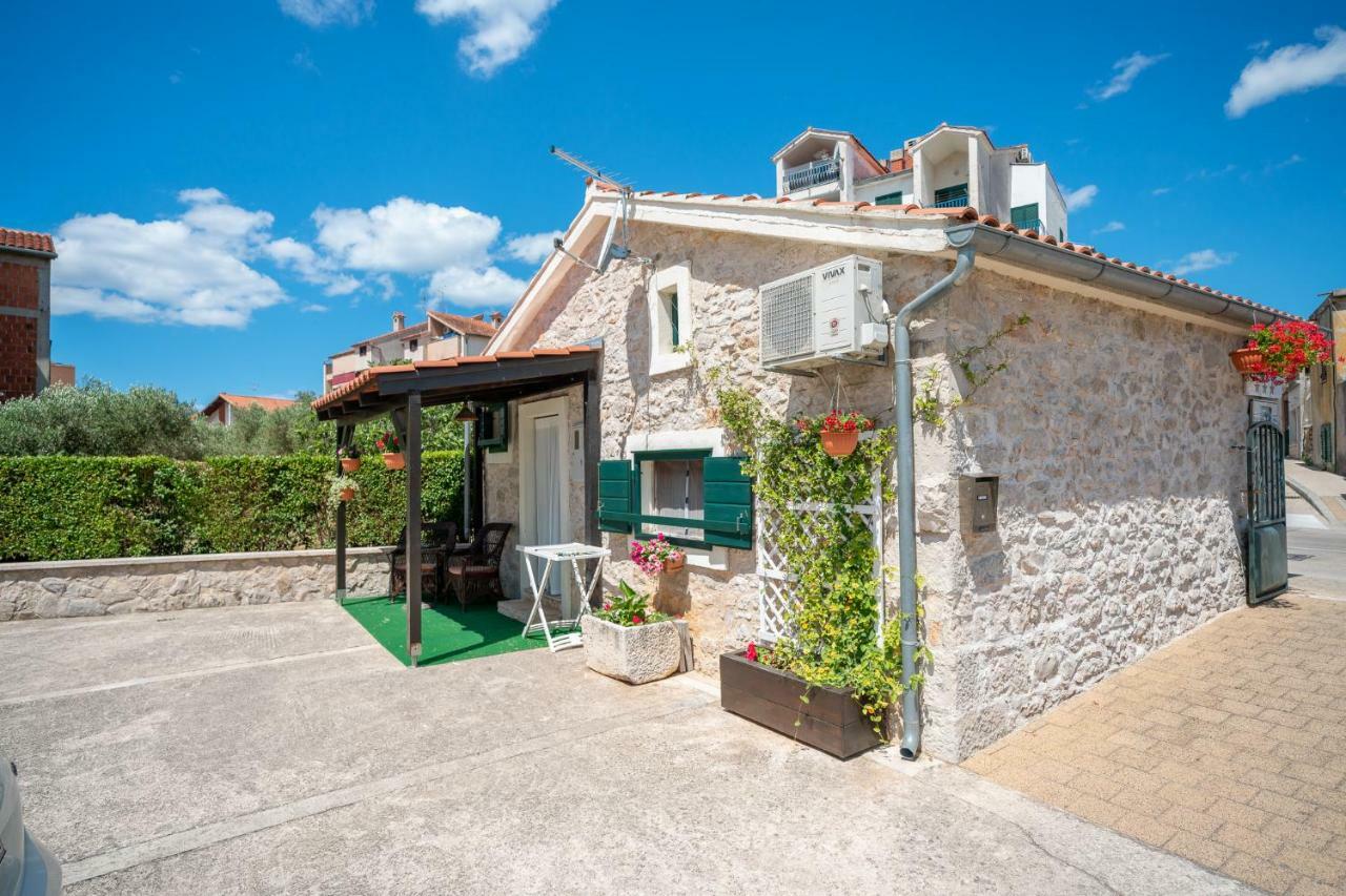 Apartments Janjac Vodice Zewnętrze zdjęcie